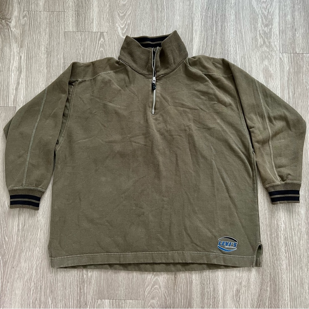 Vintage Levi’s Pullover Sweatshirt